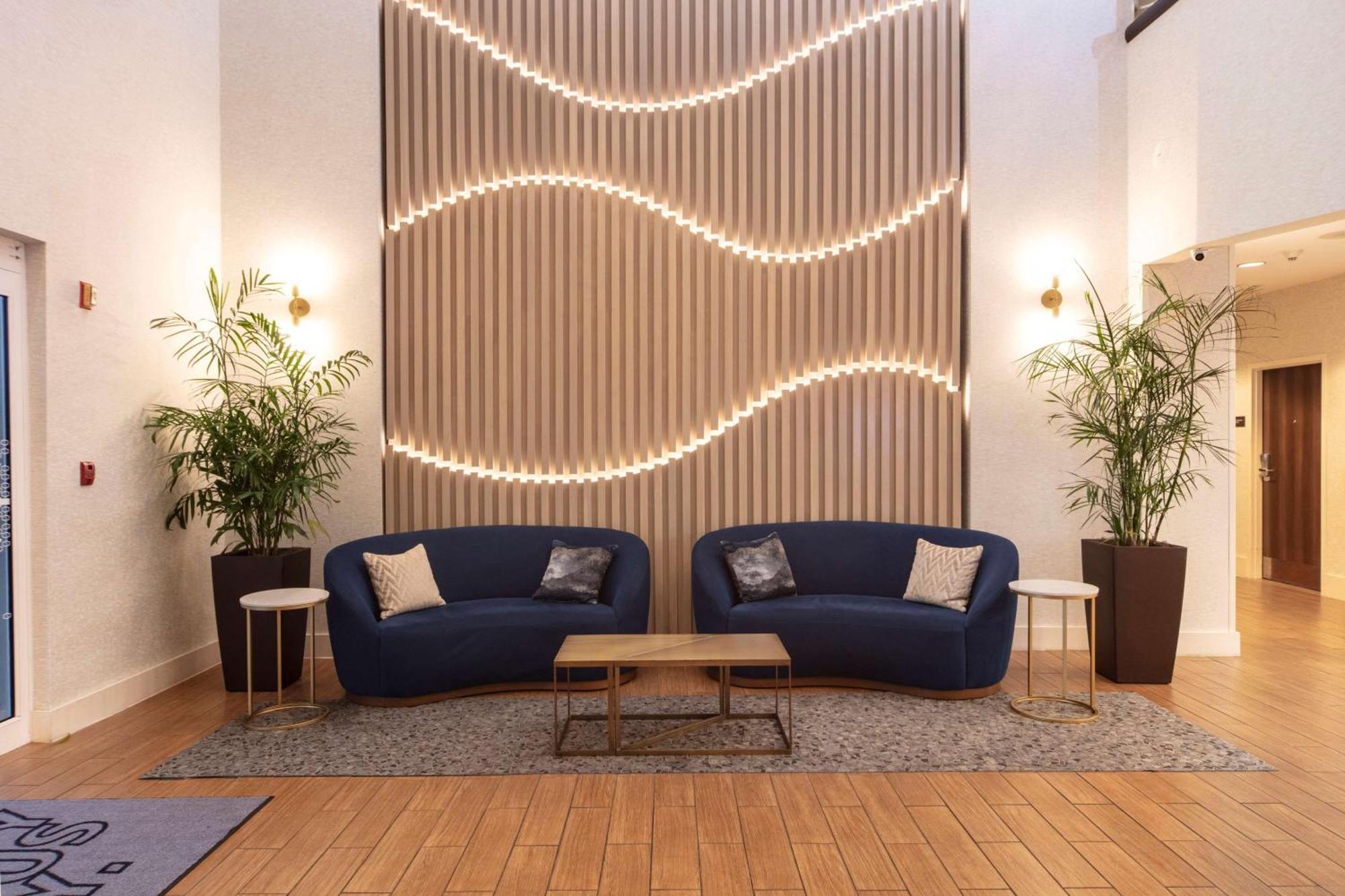 Hampton Inn & Suites Miami Airport South/Blue Lagoon Εξωτερικό φωτογραφία